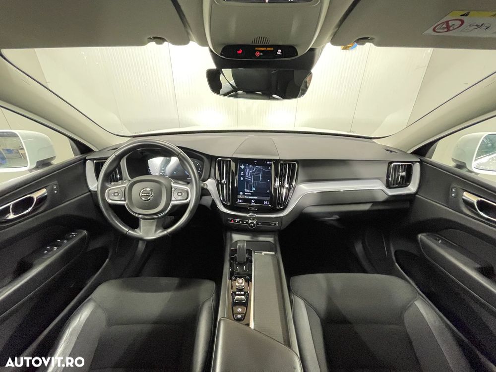 Volvo XC 60 D5 AWD Geartronic Momentum - 7