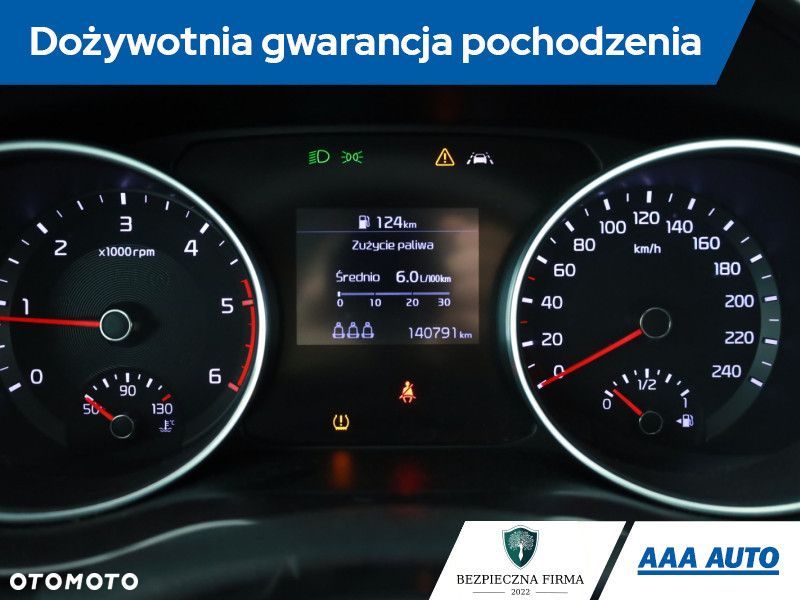 Kia Ceed - 10