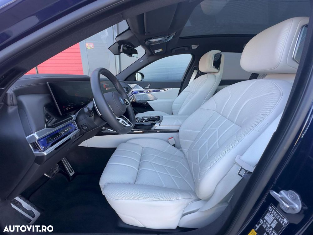 BMW Seria 7 750e xDrive - 11