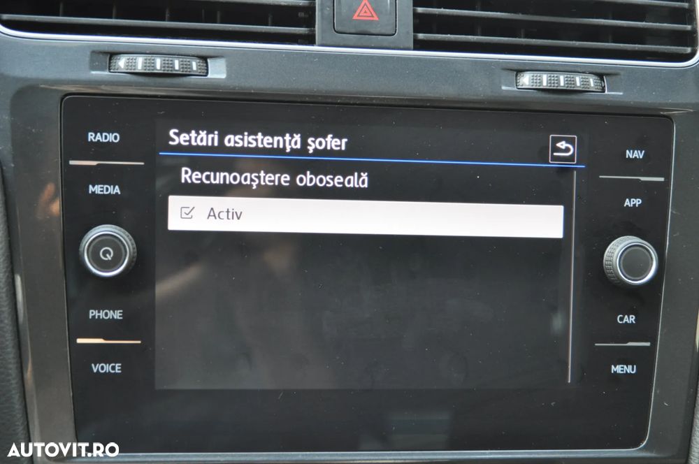 Volkswagen Golf 1.6 TDI SCR Trendline - 29