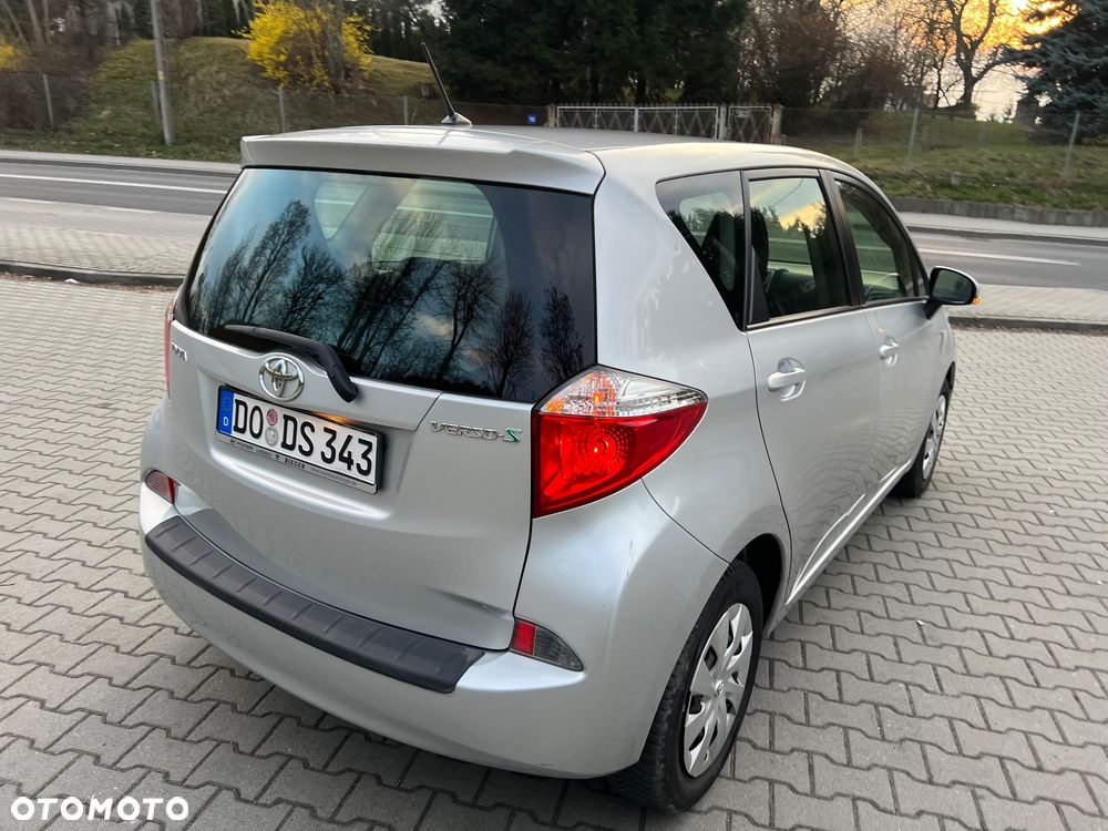 Toyota Verso S 1.33 VVT-i Comfort - 27