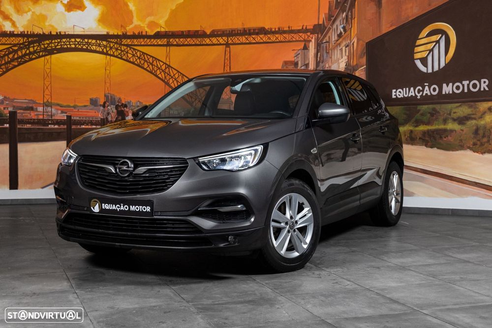 Opel Grandland X 1.2 T Business Edition - 1