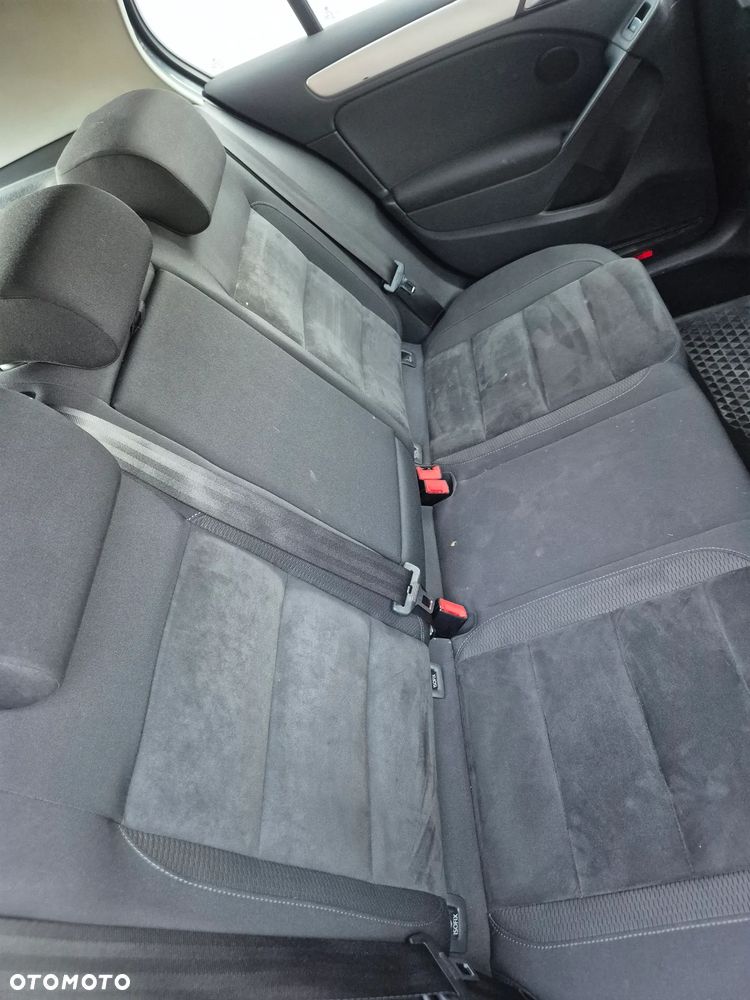 Volkswagen Golf 1.2 TSI Highline - 20
