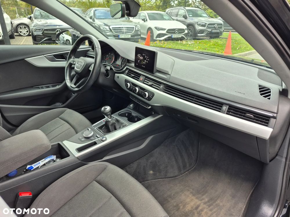 Audi A4 Avant 2.0 TDI - 27