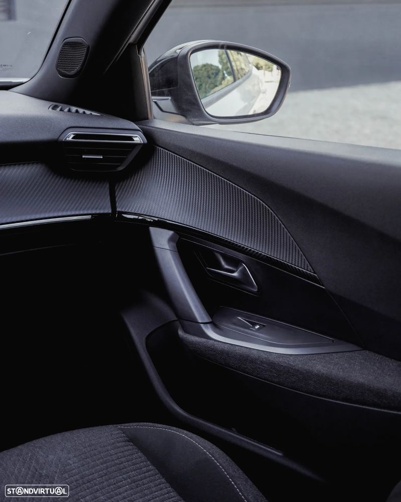 Peugeot 2008 1.2 Style - 27