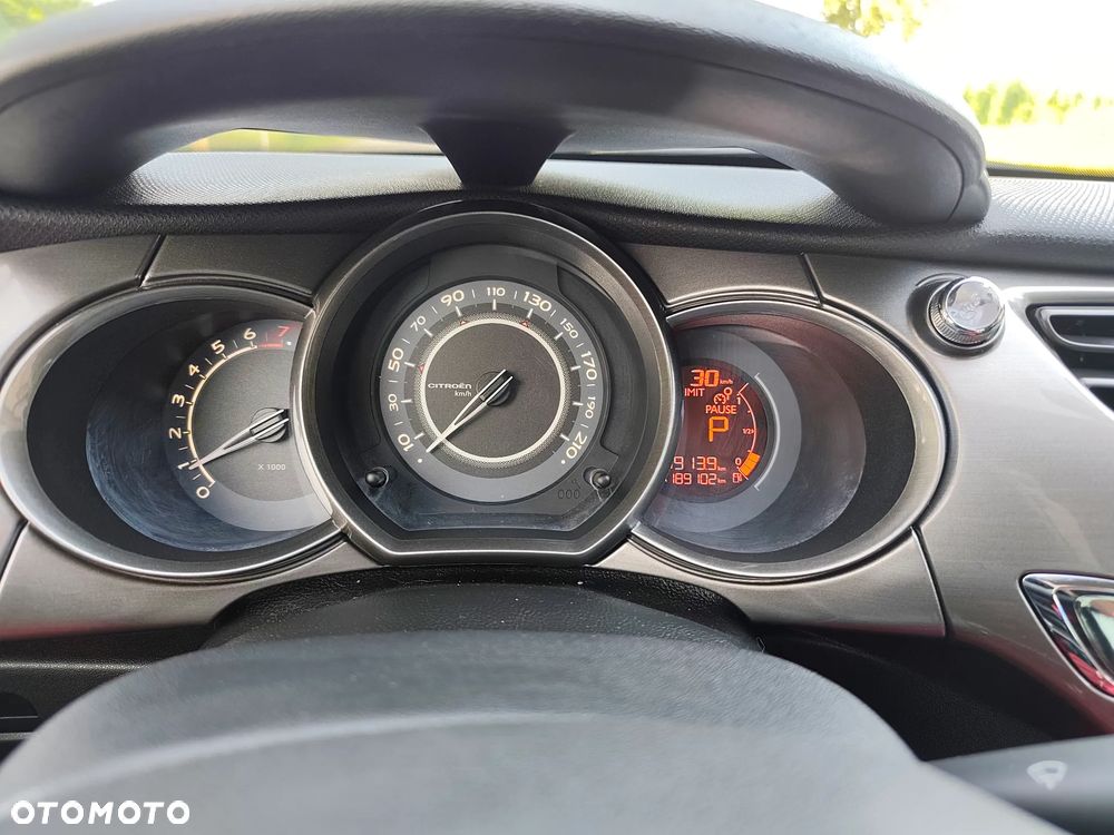 Citroën C3 VTi 120 Automatik Exclusive - 9