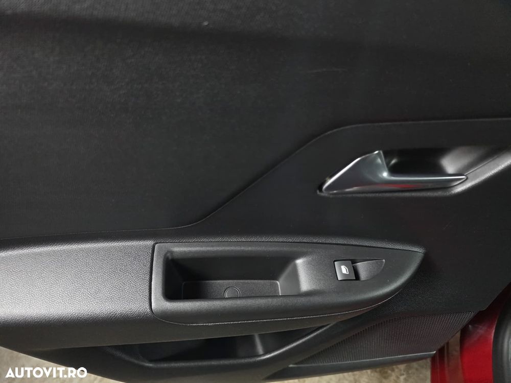 Opel Mokka 1.2L Turbo Start/Stop Elegance - 28