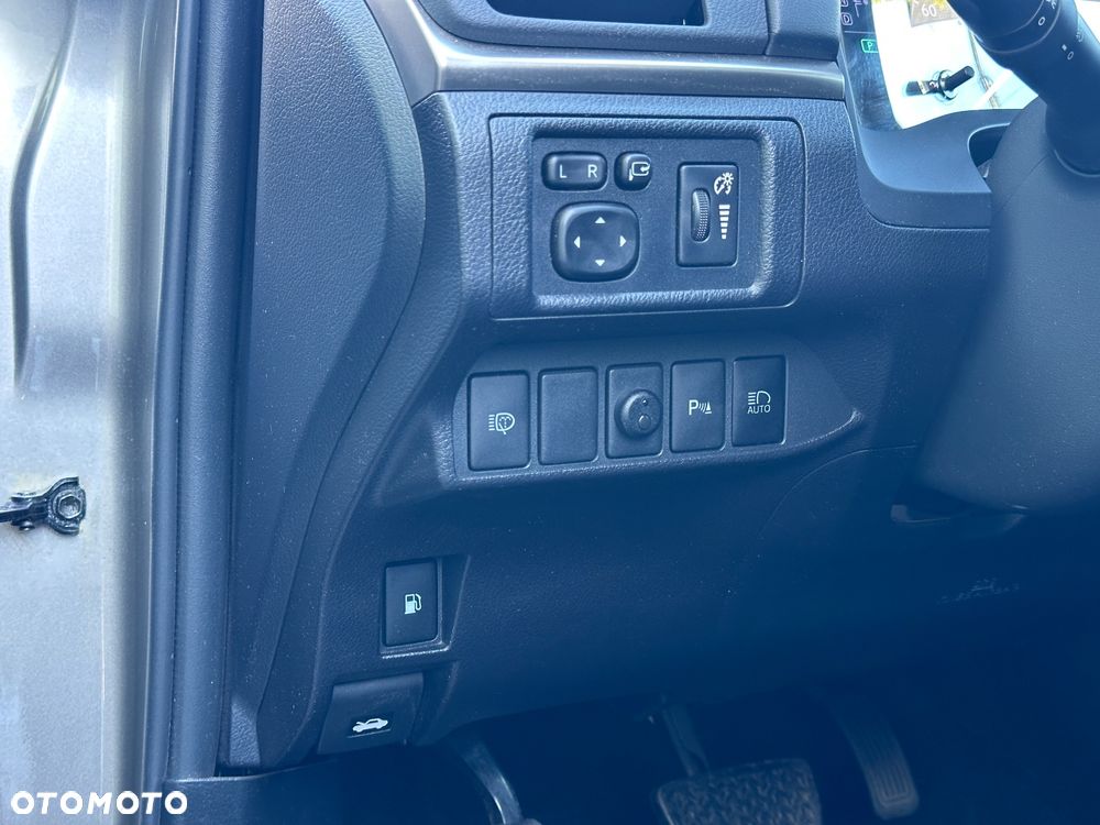 Lexus CT 200h Prestige - 30