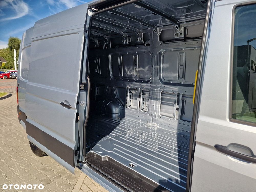 Volkswagen Crafter - 14