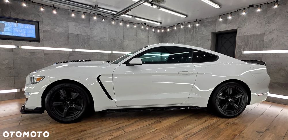 Ford Mustang 3.7 V6 - 18
