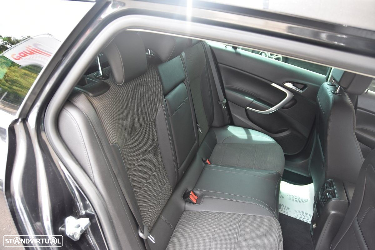 Opel Insignia Sports Tourer 2.0 CDTi Cosmo ecoFLEX - 26