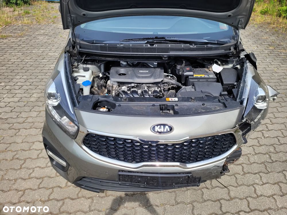 Kia Carens 1.6 GDI ISG Vision - 34