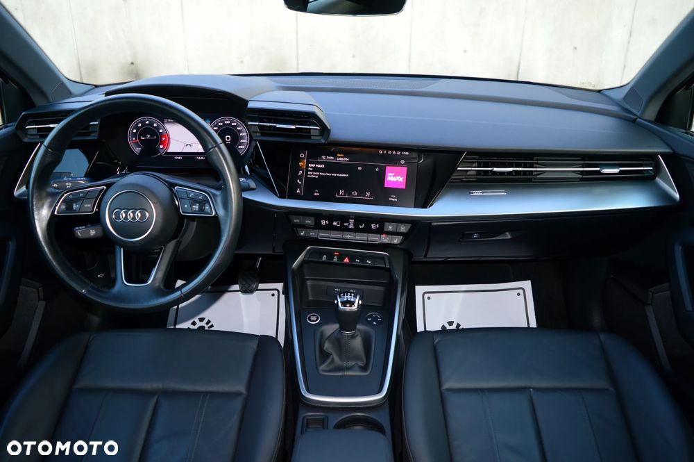 Audi A3 Sportback 35 TFSI S line - 13