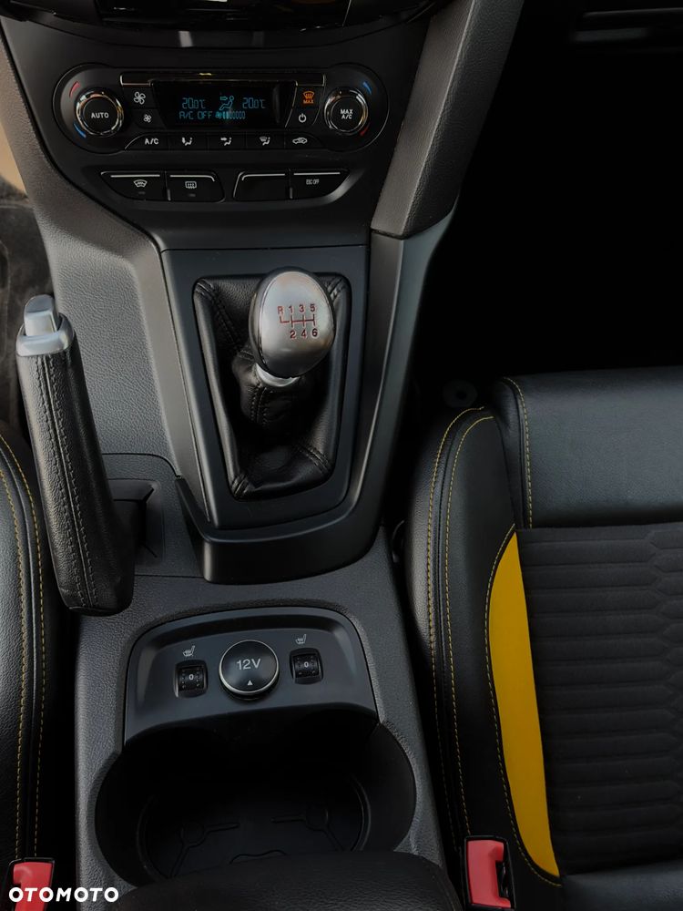 Ford Focus 2.0 EcoBoost ST mit Leder-Sport-Paket - 31