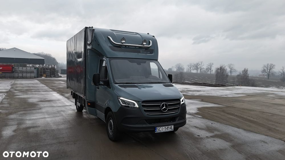 Mercedes-Benz Sprinter - 10