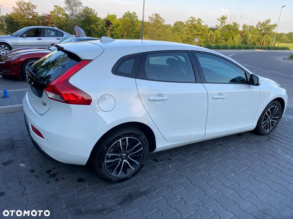 Volvo V40 D2 Geartronic - 5