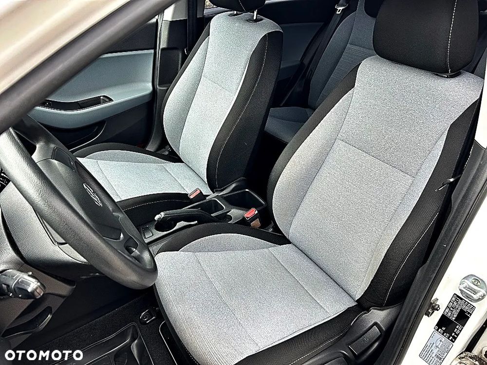 Hyundai i20 blue 1.2 YES Gold - 17