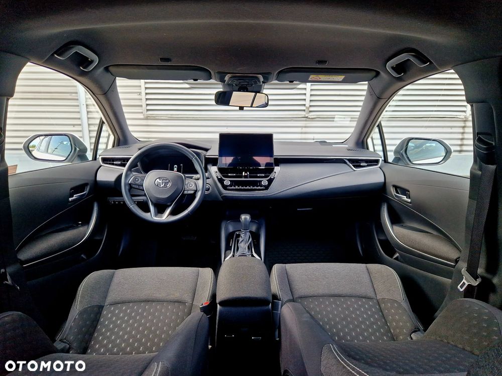 Toyota Corolla 1.8 Hybrid Comfort - 24