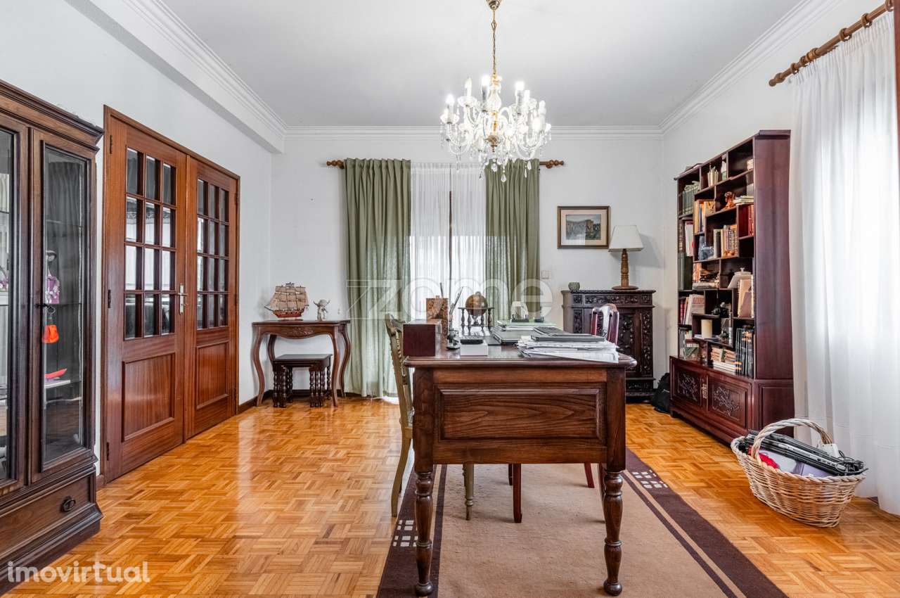 Moradia T4 com Suíte em Nogueira - Grande imagem: 4/40