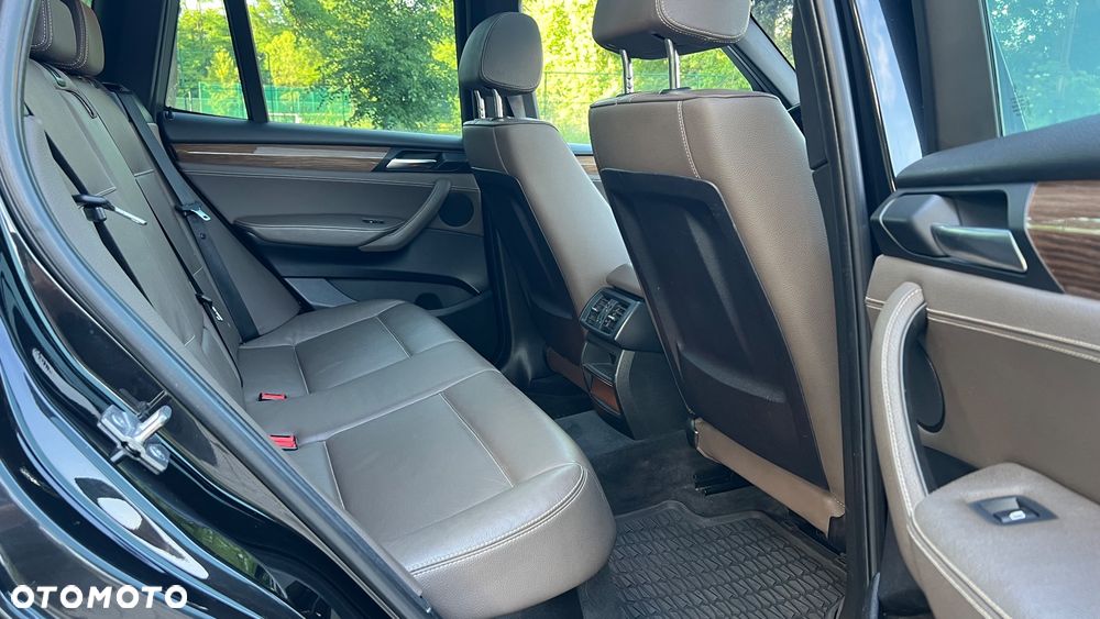 BMW X3 xDrive20d - 16