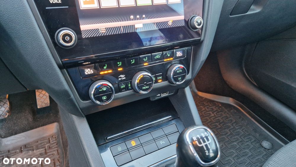Skoda Octavia 1.6 TDI SCR Style - 10