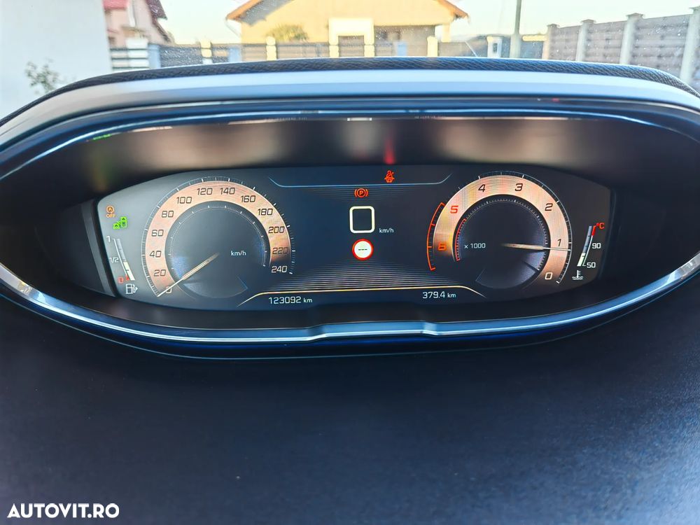 Peugeot 3008 2.0 BlueHDI S&S GT-Line - 24