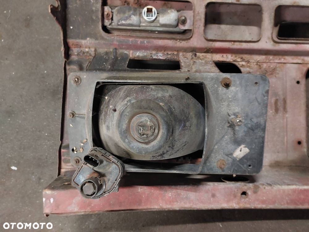 PAS PRZEDNI WZMOCNIENIE CZOŁOWE + LAMPY FSC LUBLIN III - 5