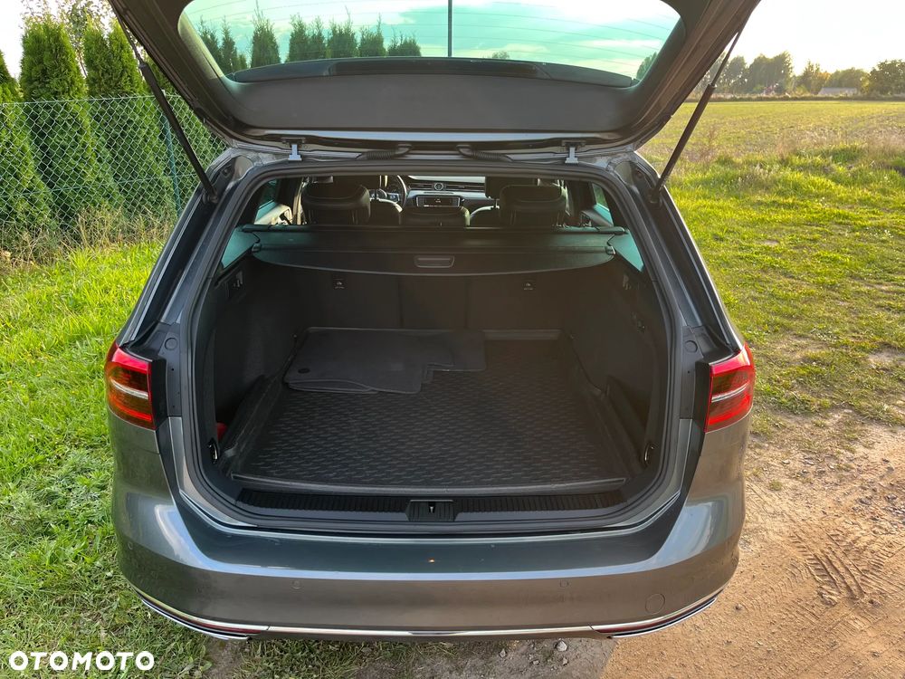 Volkswagen Passat 2.0 TDI BMT Highline DSG - 17
