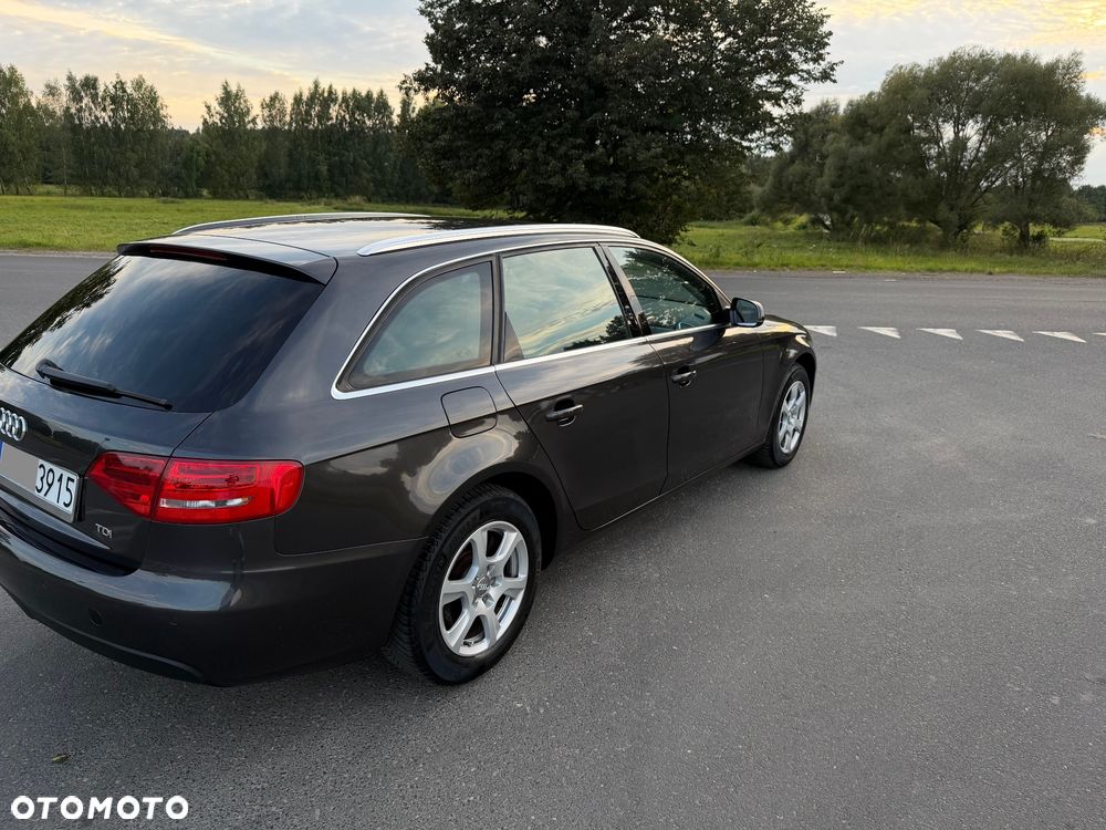 Audi A4 Avant 2.0 TDI - 24