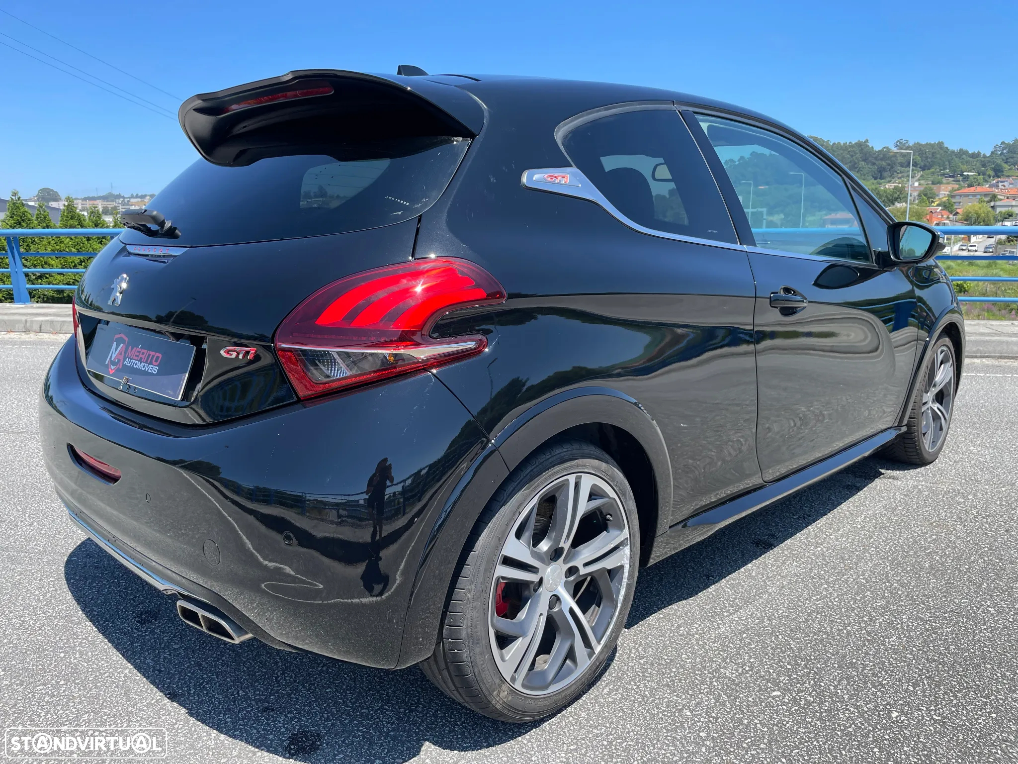 Peugeot 208 1.6 e-THP GTi - 3