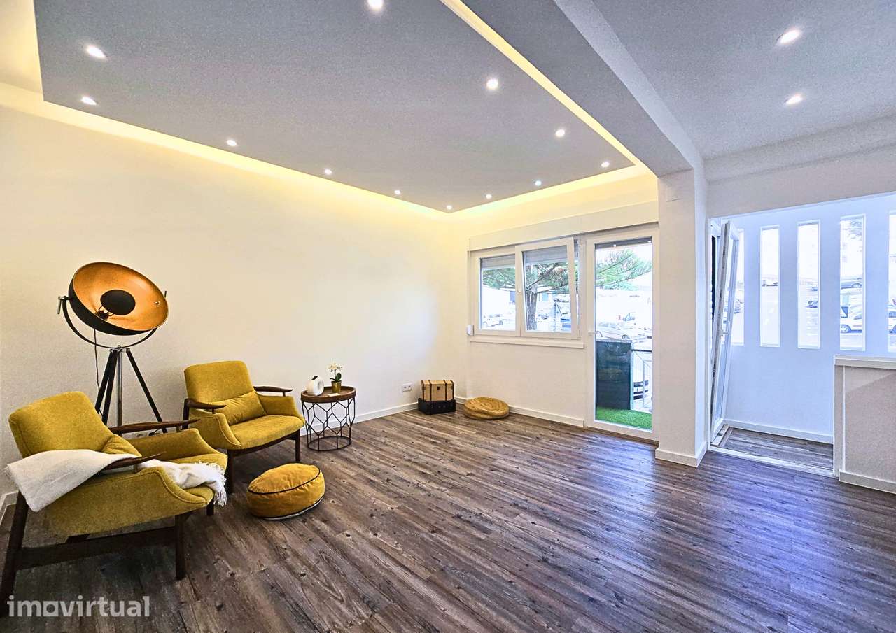 T2 totalmente remodelado com 3 roupeiros e varandas | Agualva - Grande imagem: 3/22
