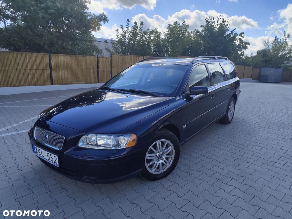 Volvo V70 - 1
