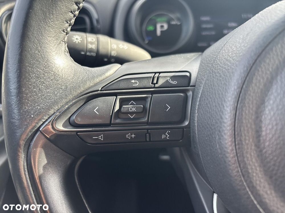 Toyota Yaris Cross Hybrid 1.5 Comfort - 21