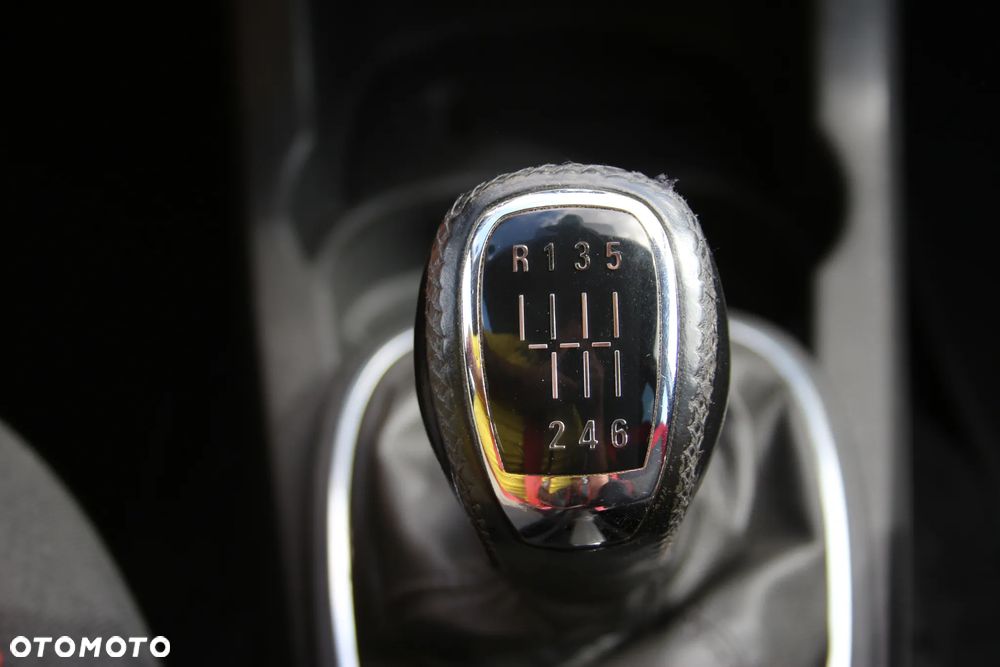 Opel Corsa 1.6T GSI - 36