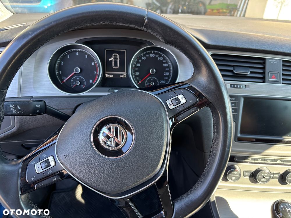 Volkswagen Golf 1.4 TSI BMT Comfortline - 10