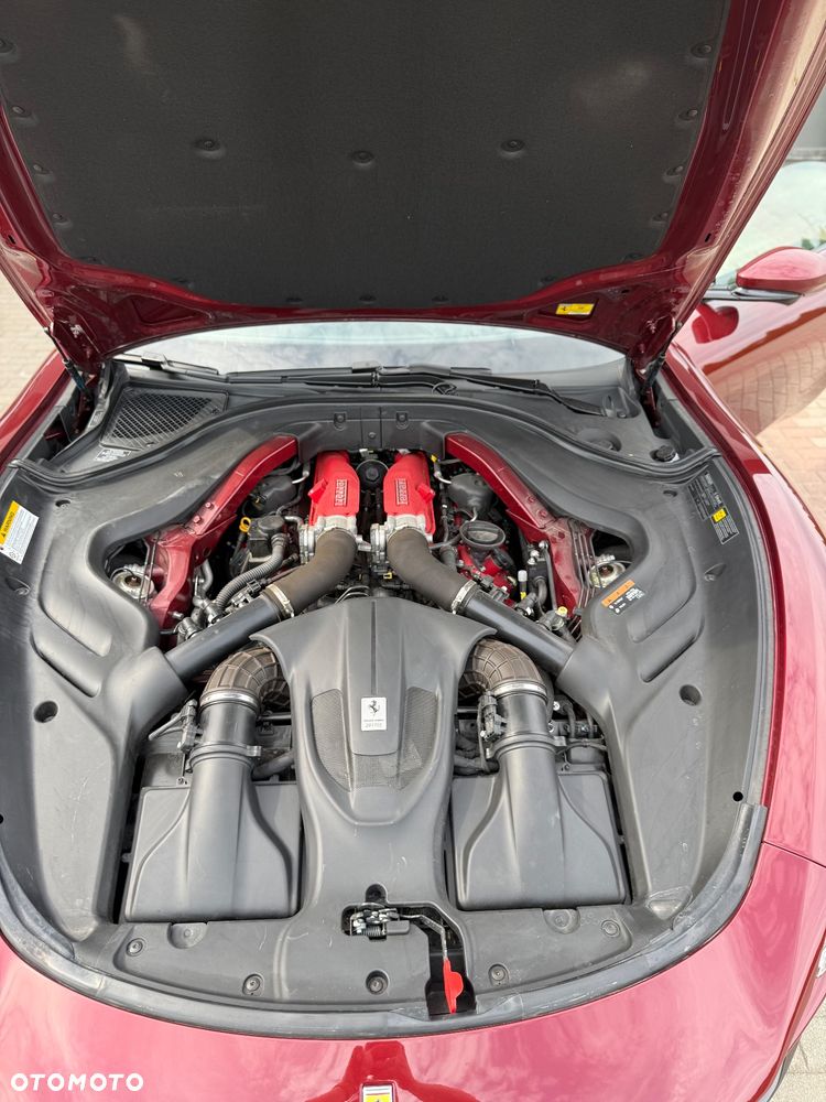 Ferrari Roma - 13