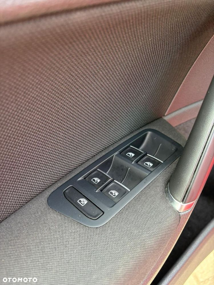 Volkswagen Golf 2.0 TSI BMT GTI Performance DSG - 10