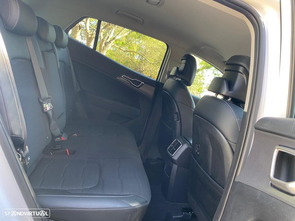 Kia Sportage 1.6 T-GDi HEV Tech - 15