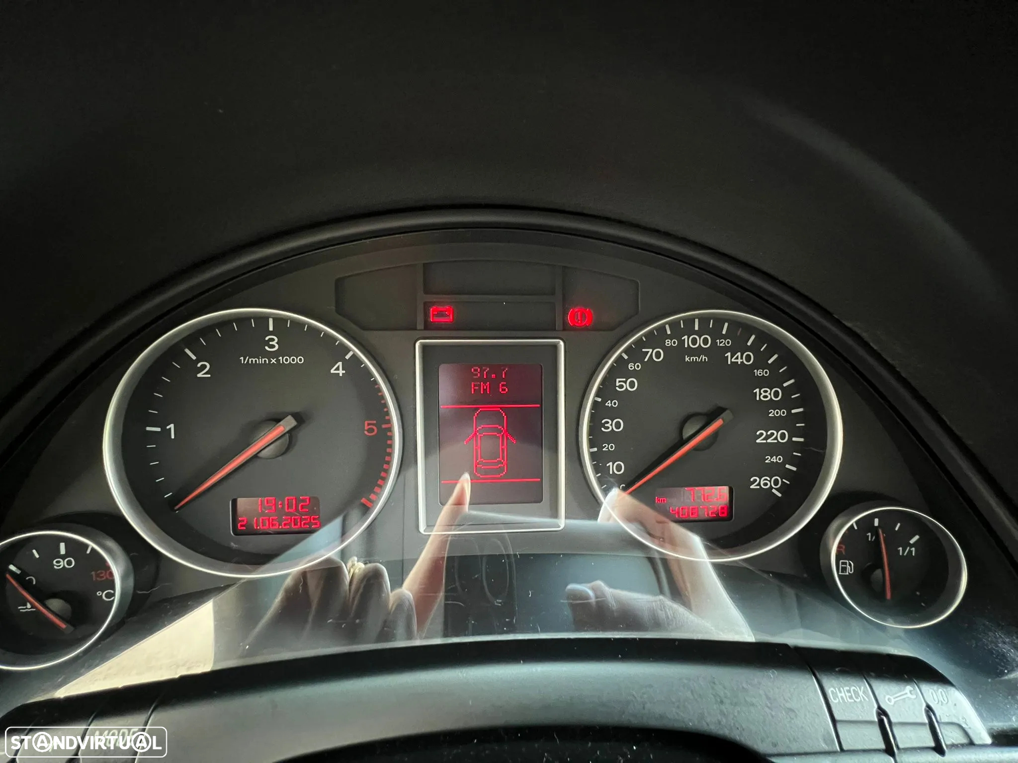 Audi A4 1.9 TDI multitronic - 7