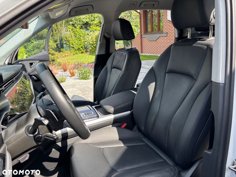 Audi Q7 55 TFSI mHEV Quattro S Line Tiptr - 17
