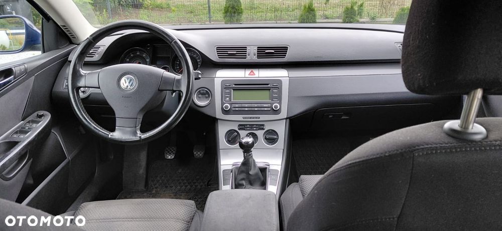 Volkswagen Passat 2.0 FSI 4Mot Trendline - 6