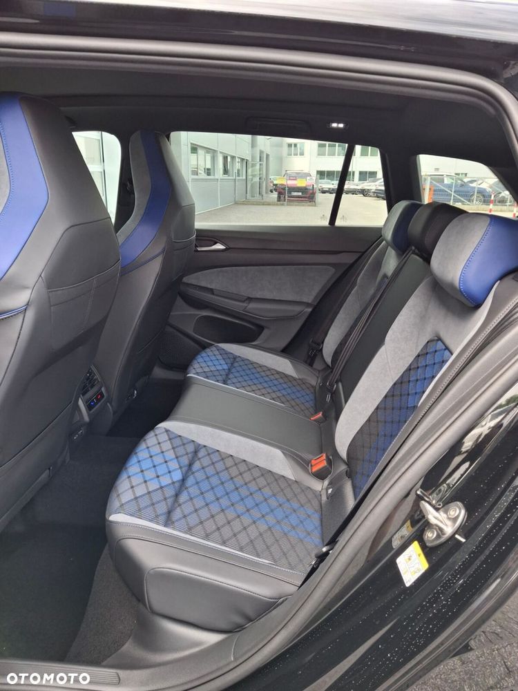 Volkswagen Golf Variant 2.0 TSI 4Motion R - 16