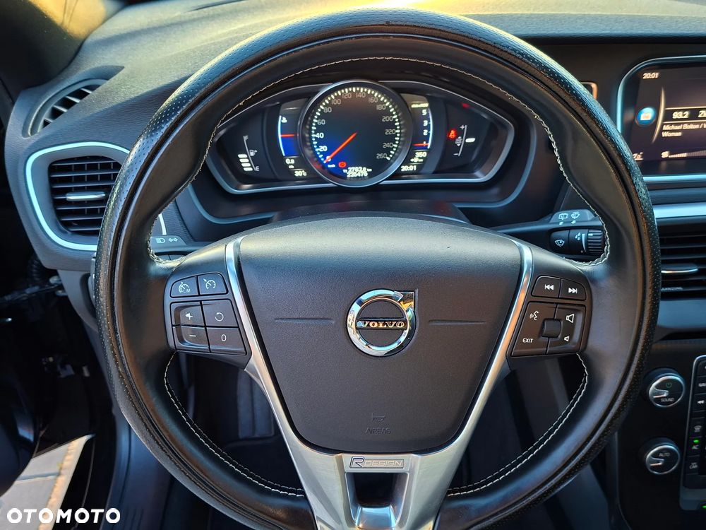 Volvo V40 D2 RDesign - 26