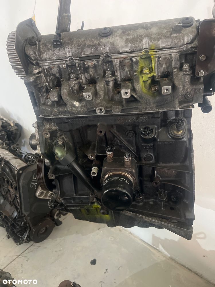 Silnik Renault Trafic 1.9 DCI F9K Przebieg 92 tys km - 2