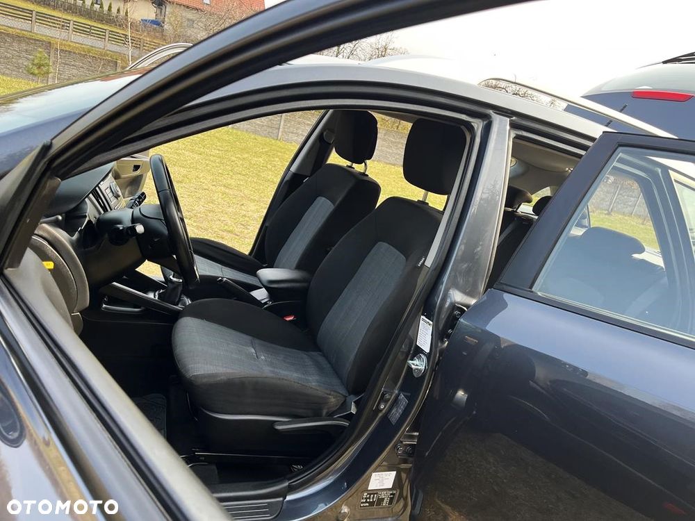 Kia Ceed - 5
