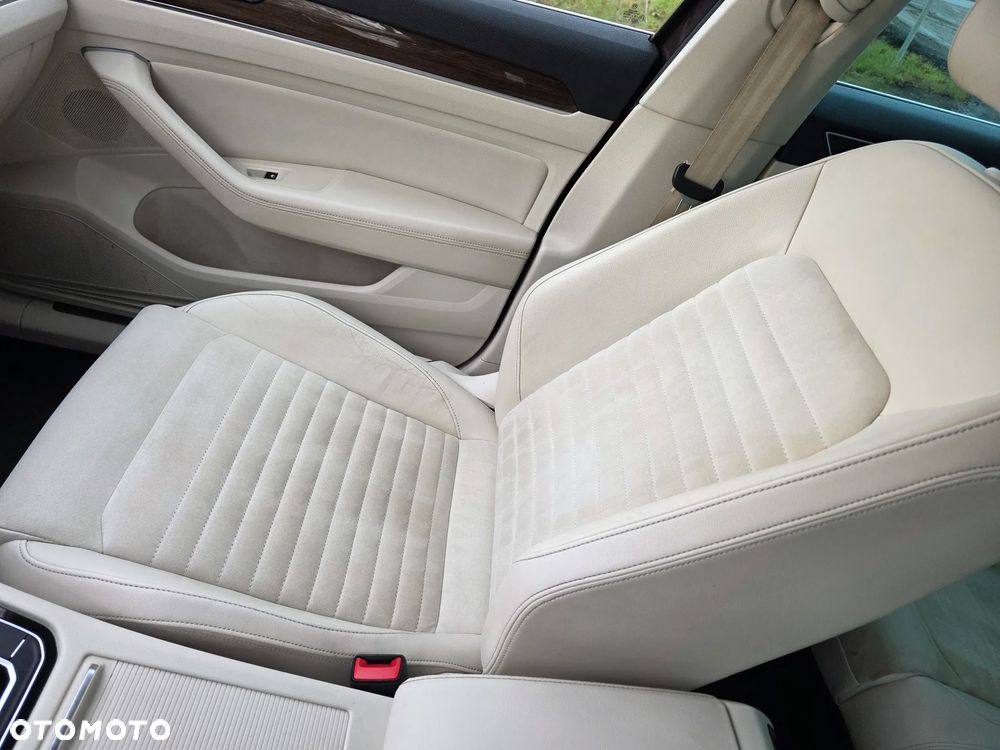 Volkswagen Passat 1.8 TSI BMT Highline DSG - 17