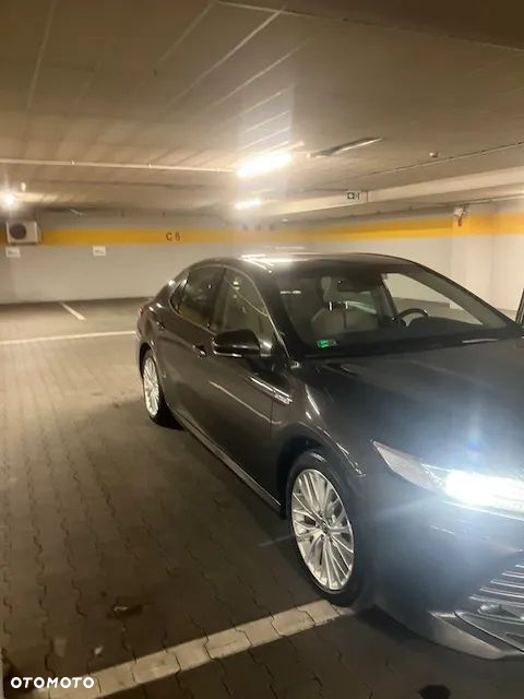 Toyota Camry 2.5 Hybrid Executive CVT - 9