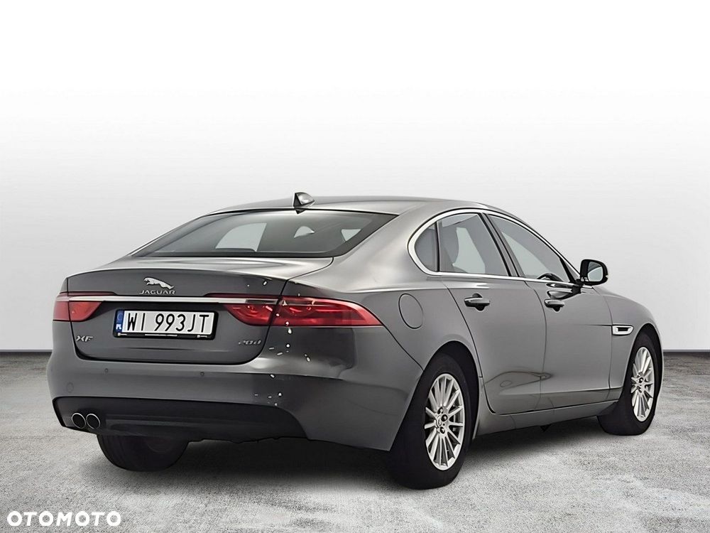 Jaguar XF 2.0 i4D Prestige - 5