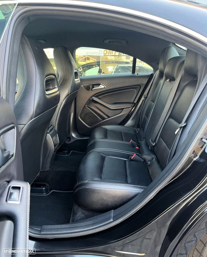 Mercedes-Benz CLA 180 - 36
