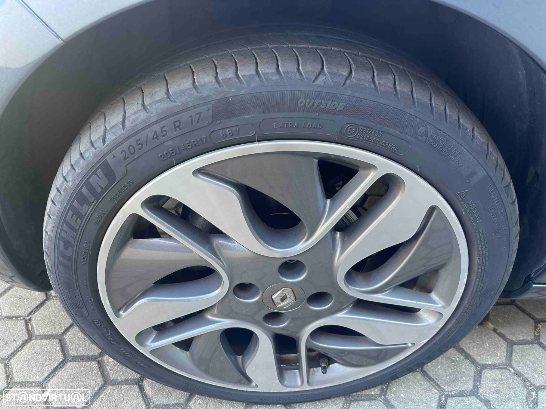 Renault Zoe (c/ Bateria) Limited 40 - 11
